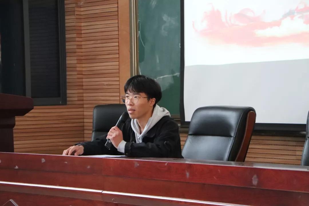 宪法2.jpg